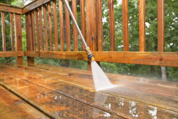 Best Deck Cleaning Services  in Lincroft, NJ